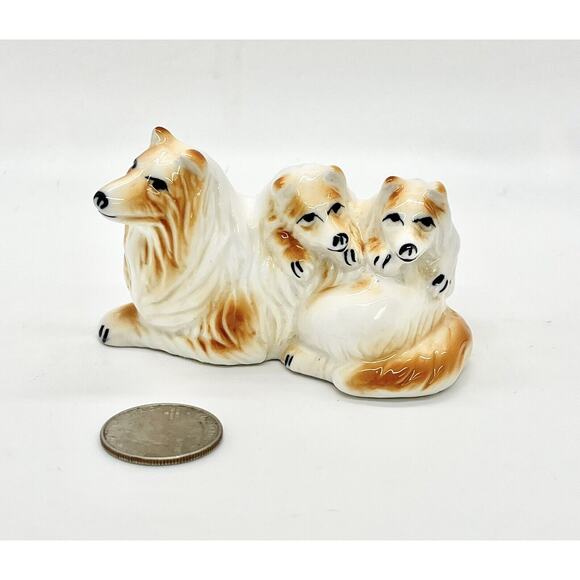 Vintage Collie Mom Pups Figurine Ceramic MCM Retro Dogs 3.5"x2" Japan MCM Kitsch - Picture 1 of 7